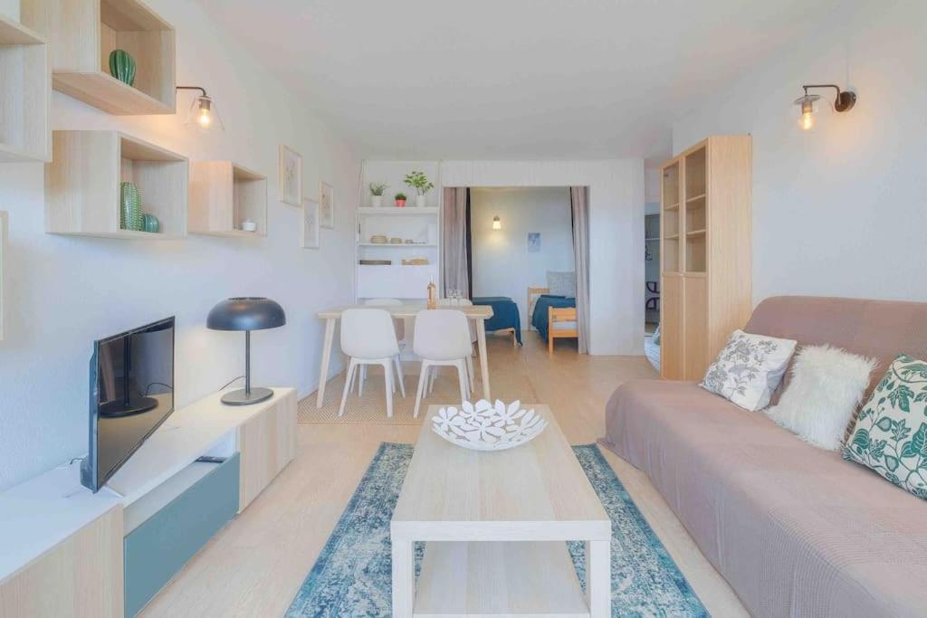 Boreal 4 Pax Bord De Mer * Saint-Raphael (Var)